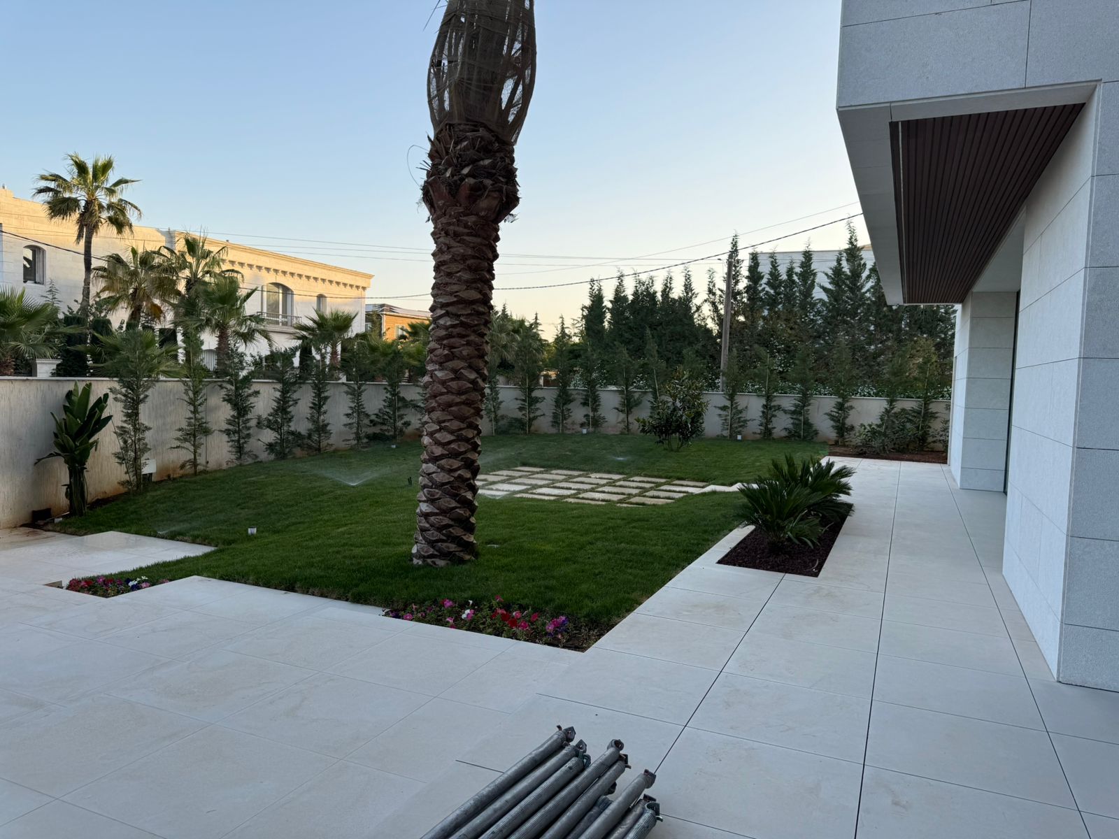 2025 06 01 at 18.09.25